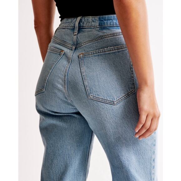 Abercrombie And Fitch The 90's Relaxed Jean High Rise Curve Love Blue 26 - Picture 5 of 16
